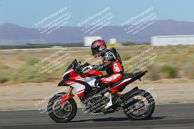 media/Nov-06-2023-Moto Forza (Mon) [[ce023d0744]]/3-Intermediate Group/Session 2 (Turn 14 Exit)/
